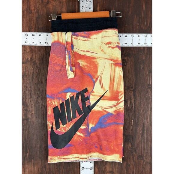 Nike Swoosh Organic Distortion Alumni Sweat Shorts Fleece CW4805-100 Men's Small - Picture 1 of 8